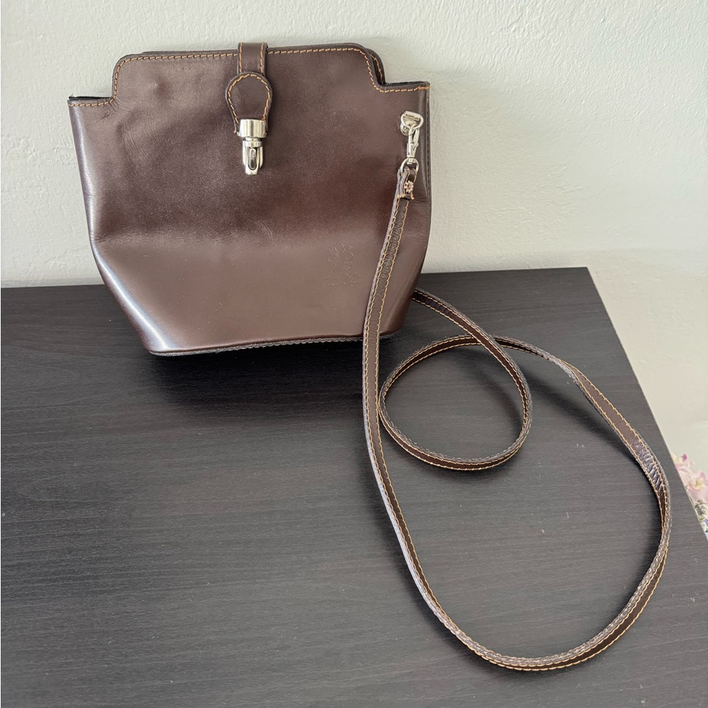 Vera Pelle crossbody purse